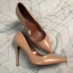 Mossimo Nude stiletto